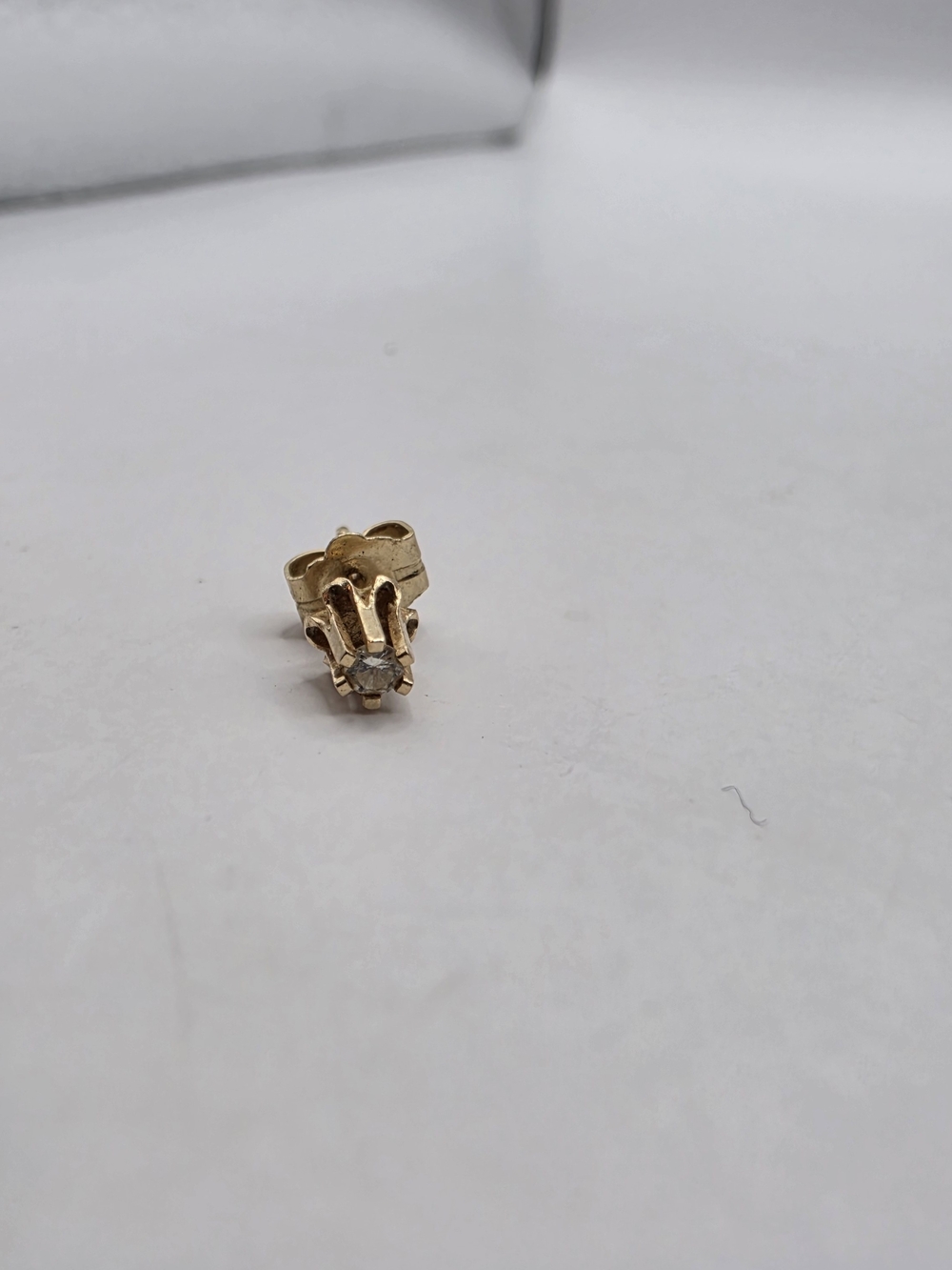 Single 14K Yellow Gold 0.20 ct Diamond Stud Earring